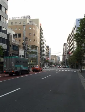 東上野センタービルの外観