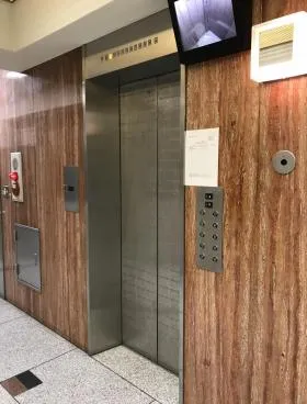 茅場町第3長岡ビルの外観