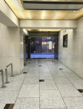 茅場町第3長岡ビルの外観