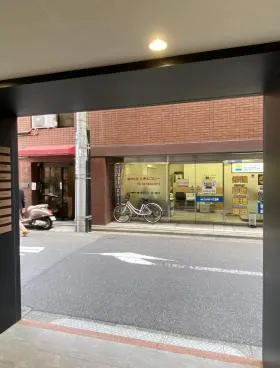 BRICK GATE 茅場町ビルの外観