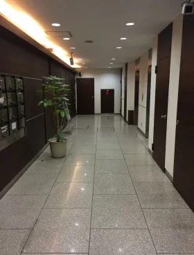 マルコーセンタービルの外観