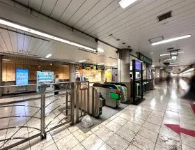 JR八丁堀駅