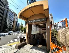 B4出入口（地上）