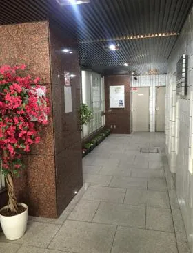 国土西池ビルの外観