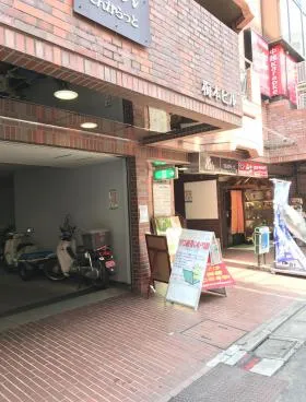 梅本ビルの外観