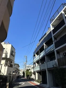 ケーエムビルの外観