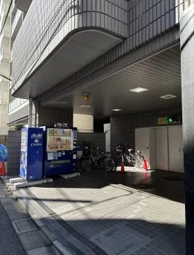 THE CROSS GOTANDA (旧:WEST HILL)ビルの外観