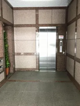 Nビルの外観