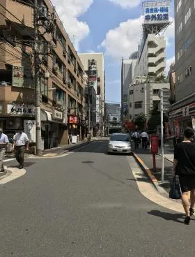 Nビルの外観