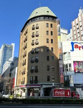 誠實ビルの外観
