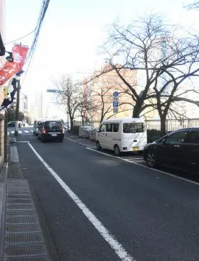 吾作ビルの外観