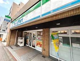 ファミリーマート