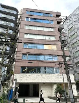日興高田馬場ビルの外観