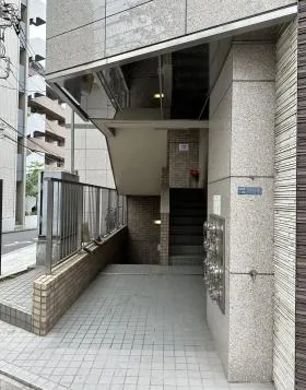 AD高田馬場ビルの外観