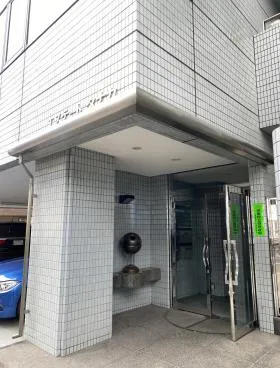 エステートタナカビルの外観