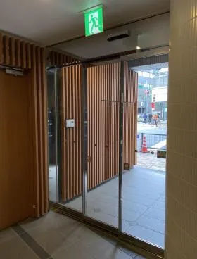 JR目黒グリーンビルの外観