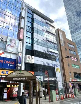 アセンド目黒駅前ビルの外観
