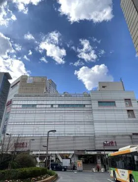 アセンド目黒駅前ビルの外観