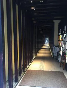 HULIC &New 雷門(旧:いちごパゴダ浅草)の外観