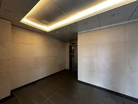 東栄神宮外苑ビルの外観