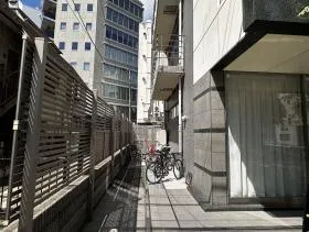 東栄神宮外苑ビルの外観