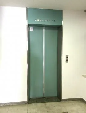 サンブリッジビルの外観