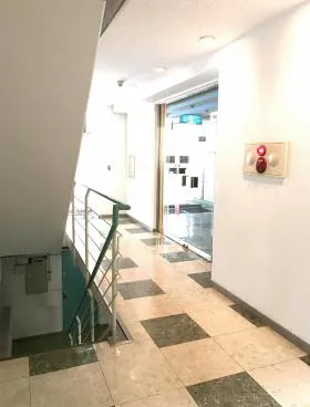 サンブリッジビルの外観