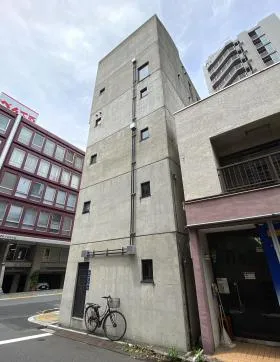 アークポイントビルの外観
