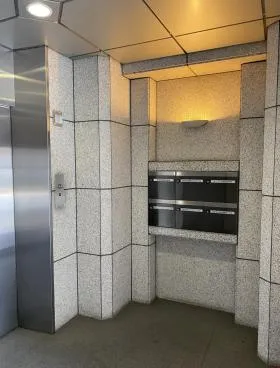 TOWAビルの外観