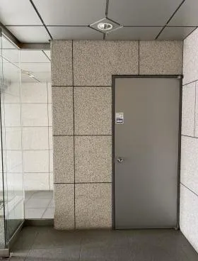 TOWAビルの外観