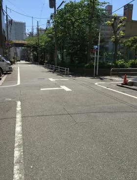 伊勢元総本店ビルの外観