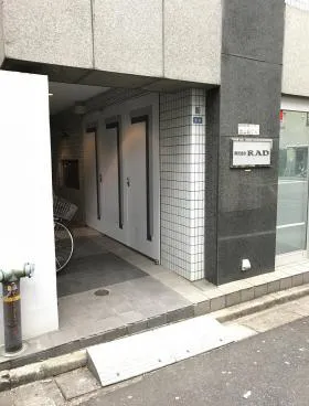 北上野ビルの外観