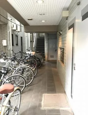 北上野ビルの外観