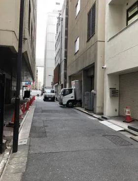 ADビル東館の外観