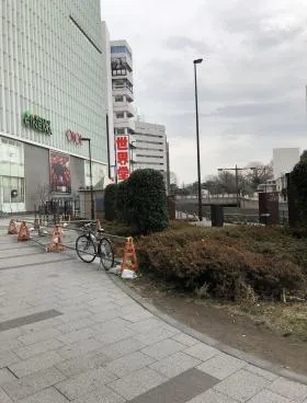 ADビル東館の外観