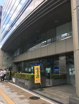 日新上野ビルの外観