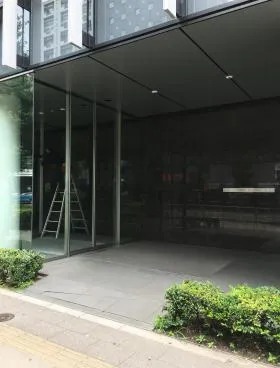 上野トーセイビルの外観