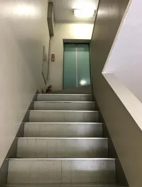 福島屋新井ビルの外観
