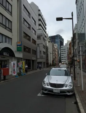 エムプレイス東上野(旧:上野野本)ビルの外観
