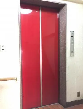 曽我ビルの外観