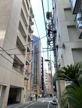 不二越ビルの外観
