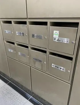 不二越ビルの外観