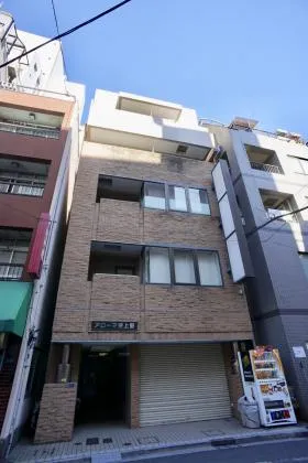 アローマ東上野ビルの外観