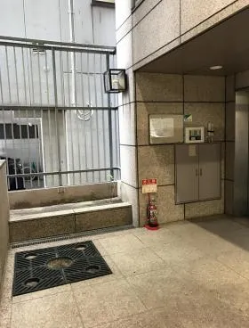 井門東上野ビルの外観