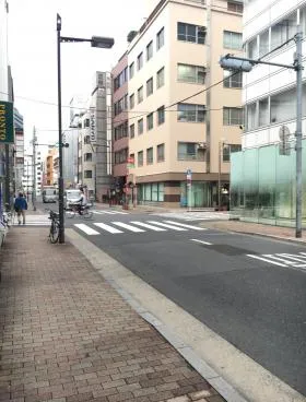 システム上野ビルの外観