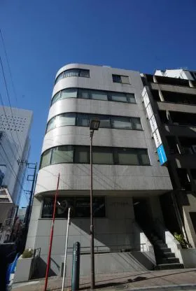 ケーワイビルの外観