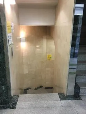 東海池袋ビルの外観