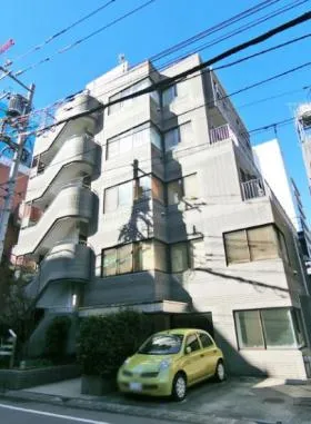 アドニスアマノの外観