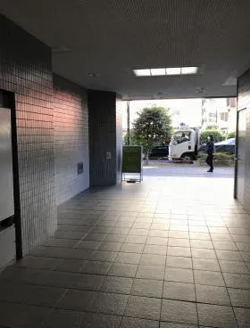 八木下ビルの外観