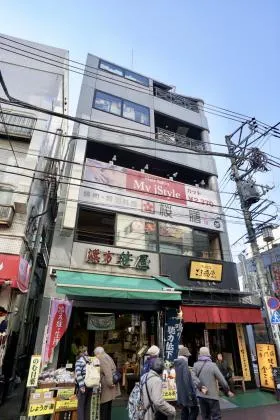 桜花宛ビルの外観